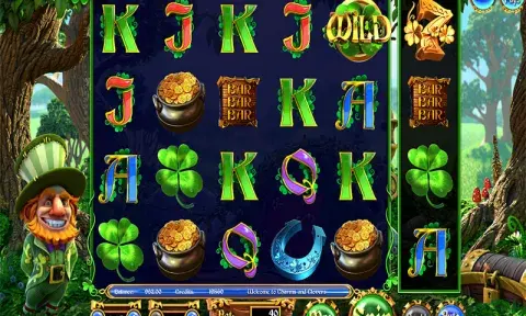 Онлайн слот Charms & Clovers